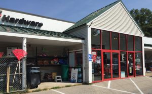 store front - kittery ace hardware